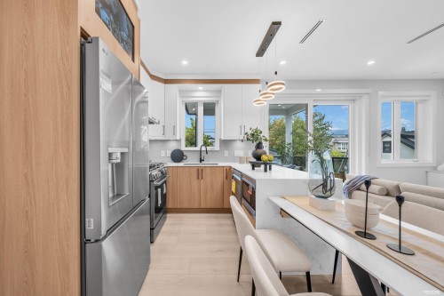 2743 Mcgill Street, Vancouver, BC 