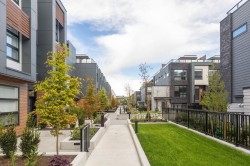 5xx-6085 Irmin Street Burnaby, BC V5J 0J7