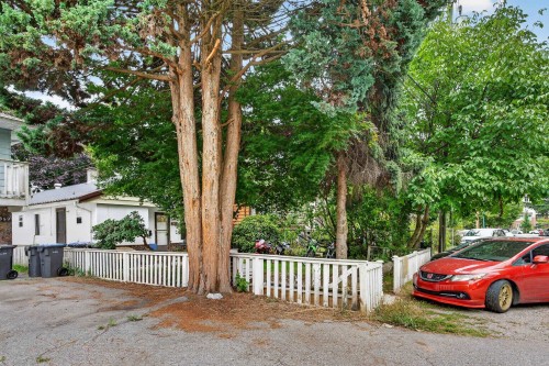2357 Hawthorne Avenue, Port Coquitlam, BC 