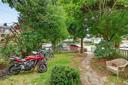 2357 Hawthorne Avenue, Port Coquitlam, BC 