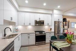213-37808 Third Avenue Squamish, BC V8B 1B9