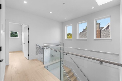 3123 16Th Avenue W, Vancouver, BC 