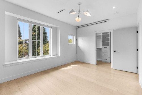 3123 16Th Avenue W, Vancouver, BC 