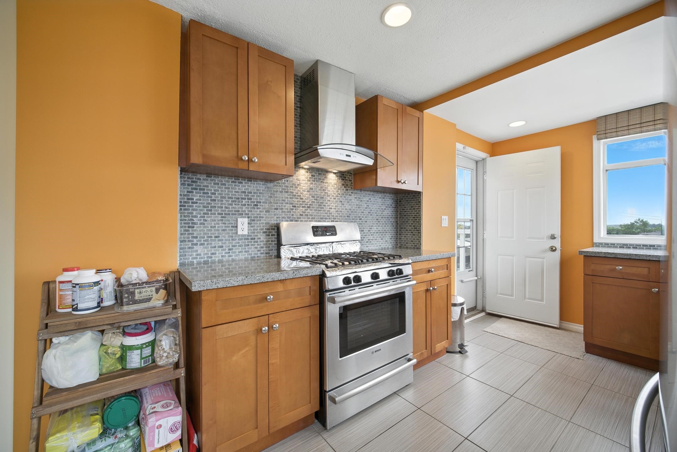 966 64Th Avenue E, Vancouver, BC