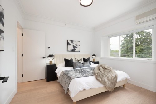 827 32Nd Avenue E, Vancouver, BC 