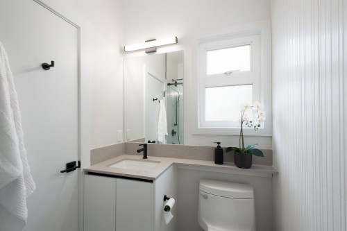827 32Nd Avenue E, Vancouver, BC 