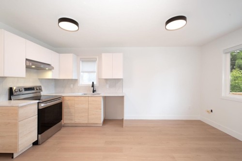 827 32Nd Avenue E, Vancouver, BC 