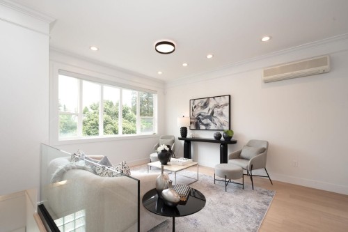 827 32Nd Avenue E, Vancouver, BC 