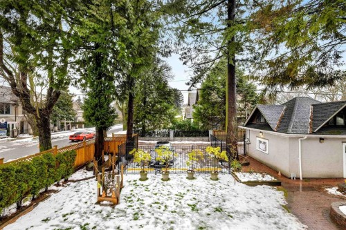 4355 Granville Street, Vancouver, BC 
