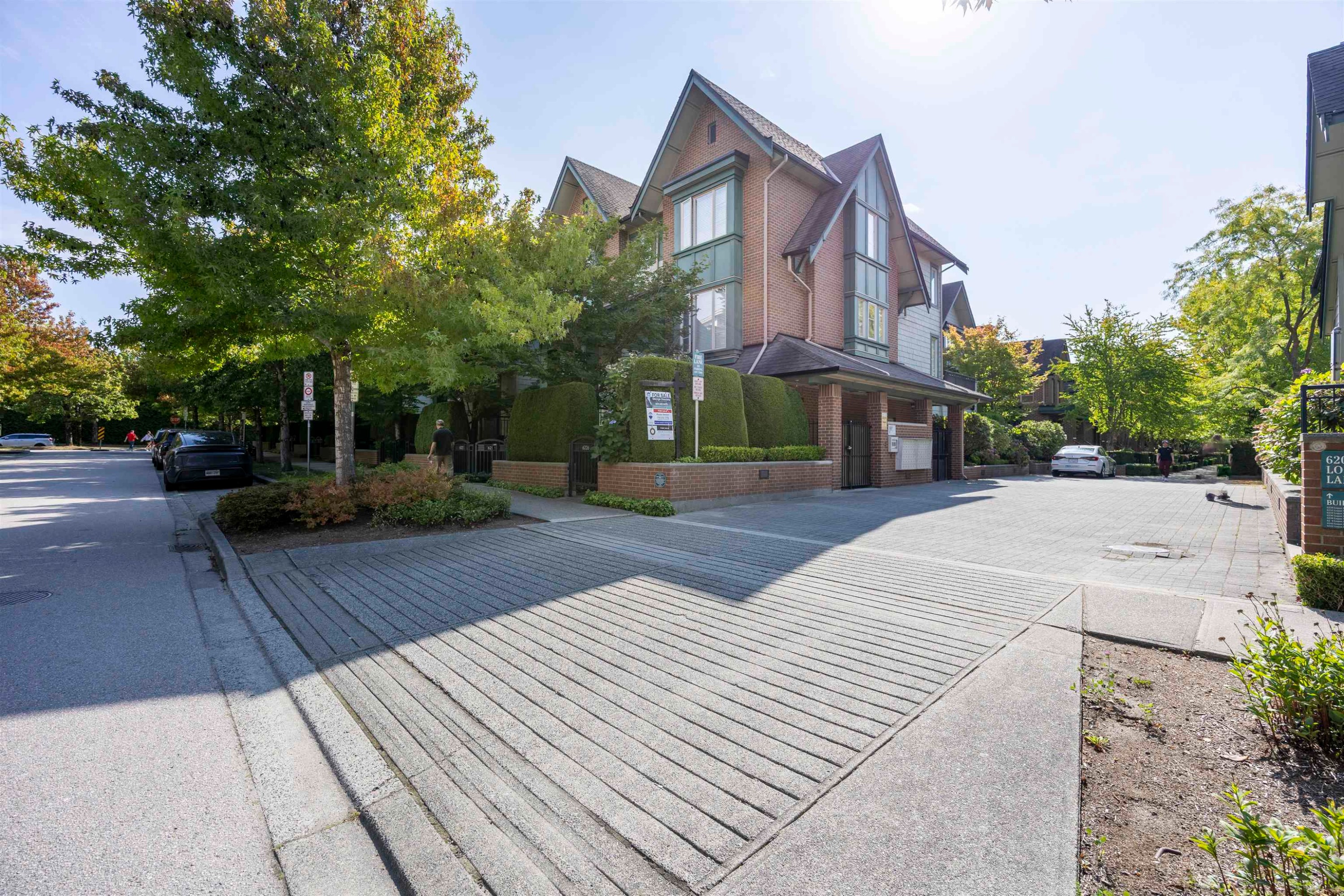 6222 Logan Lane, Vancouver, BC