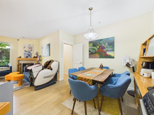 6222 Logan Lane, Vancouver, BC 