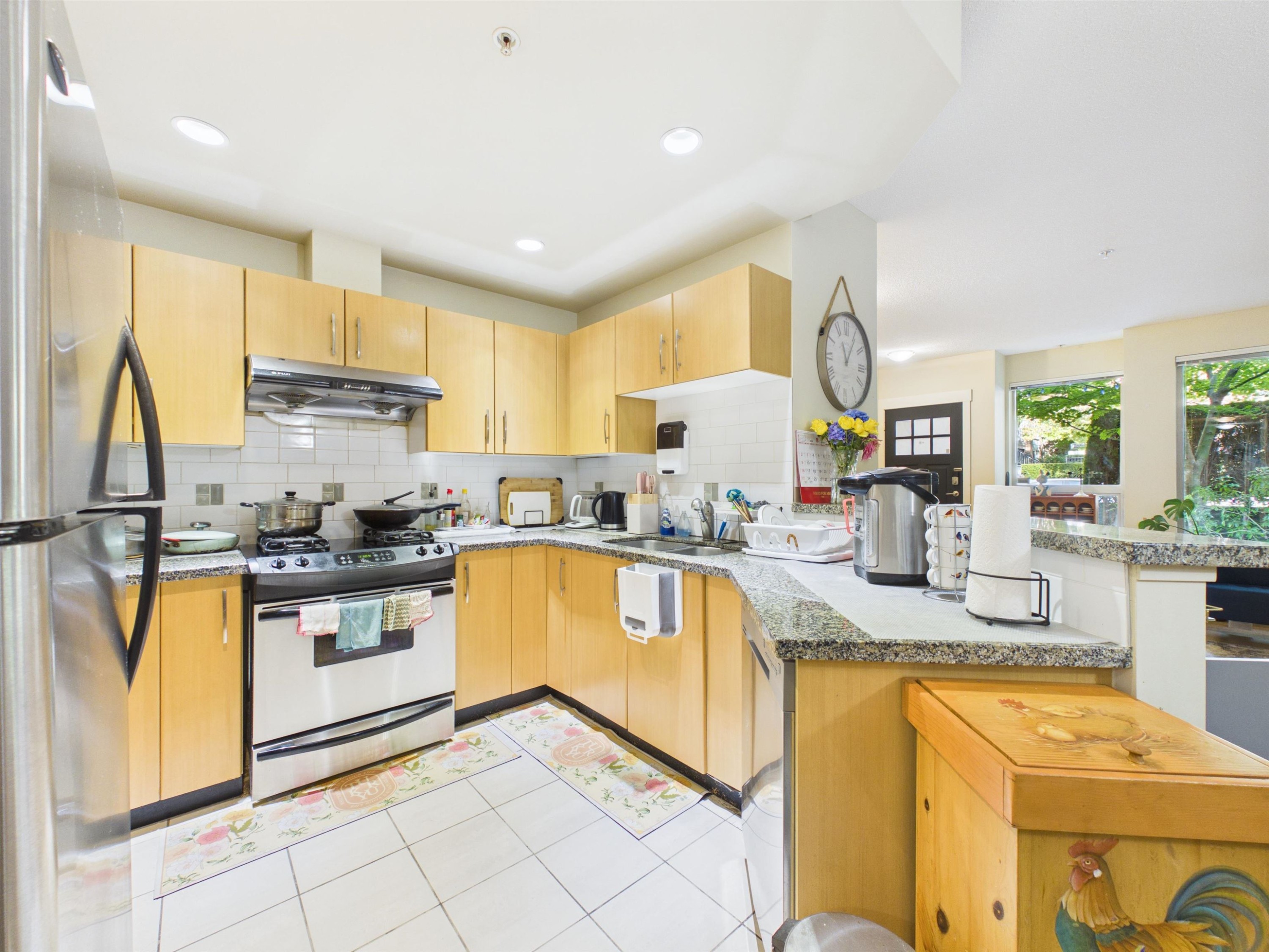 6222 Logan Lane, Vancouver, BC