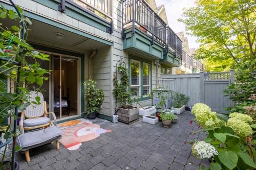 6222 Logan Lane, Vancouver, BC 