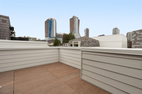 386 45Th Avenue W, Vancouver, BC 