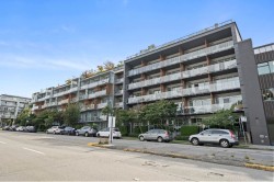 413-256 E 2nd Avenue  Vancouver, BC V5T 0A7