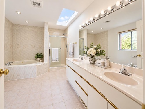 963 Merritt Street, Coquitlam, BC 