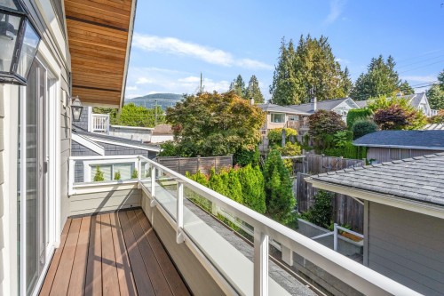 2228 Mahon Avenue, North Vancouver, BC 