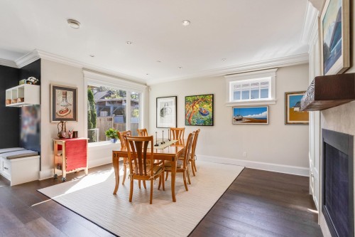 2228 Mahon Avenue, North Vancouver, BC 