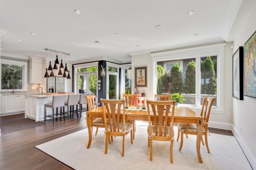 2228 Mahon Avenue, North Vancouver, BC 
