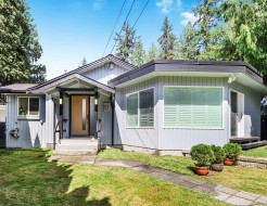 1225 Foster Avenue Coquitlam, BC V3J 2M8