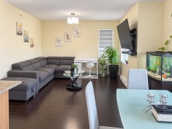PH2-1205 Fifth Avenue Avenue NNew Westminster, BC V3M 1Y9