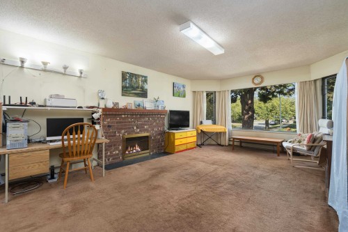 1594 68Th Avenue W, Vancouver, BC 