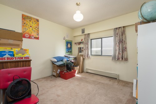 1594 68Th Avenue W, Vancouver, BC 