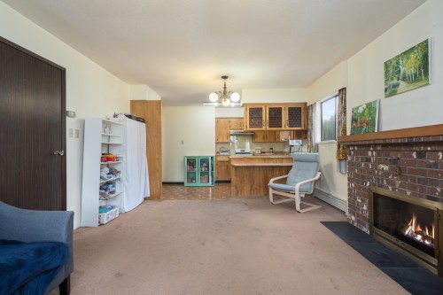 1594 68Th Avenue W, Vancouver, BC 