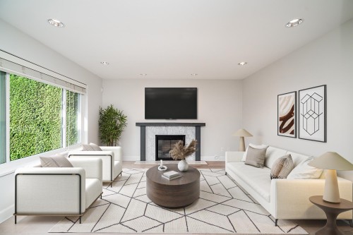 2308 14Th Avenue W, Vancouver, BC 