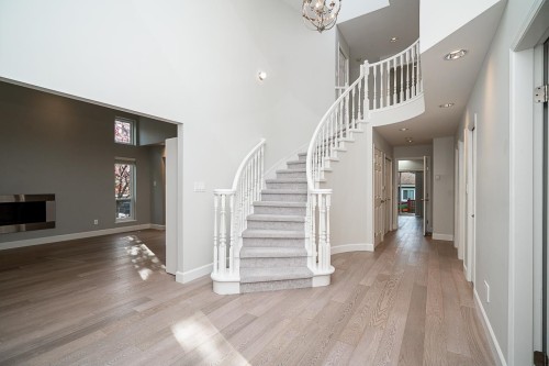 2308 14Th Avenue W, Vancouver, BC 
