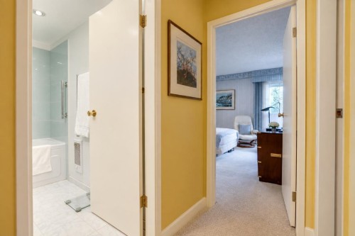 1346 Walnut Street, Vancouver, BC 