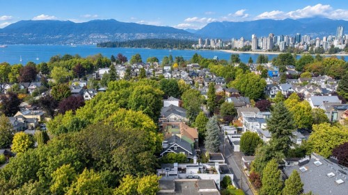1346 Walnut Street, Vancouver, BC 