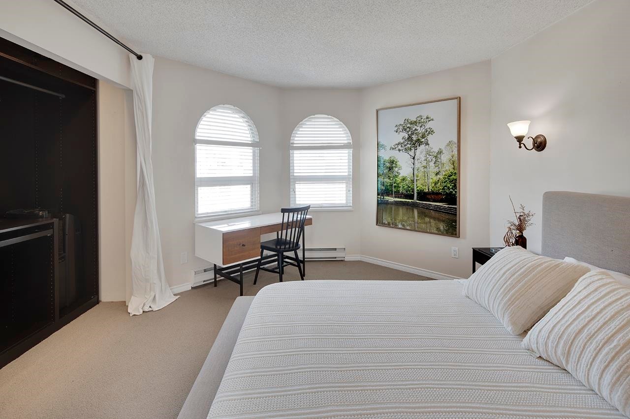 1210 7Th Avenue W, Vancouver, BC