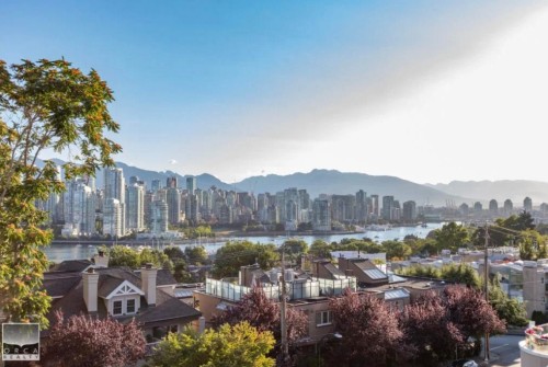 1210 7Th Avenue W, Vancouver, BC 