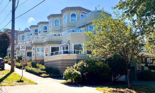 1210 7Th Avenue W, Vancouver, BC 