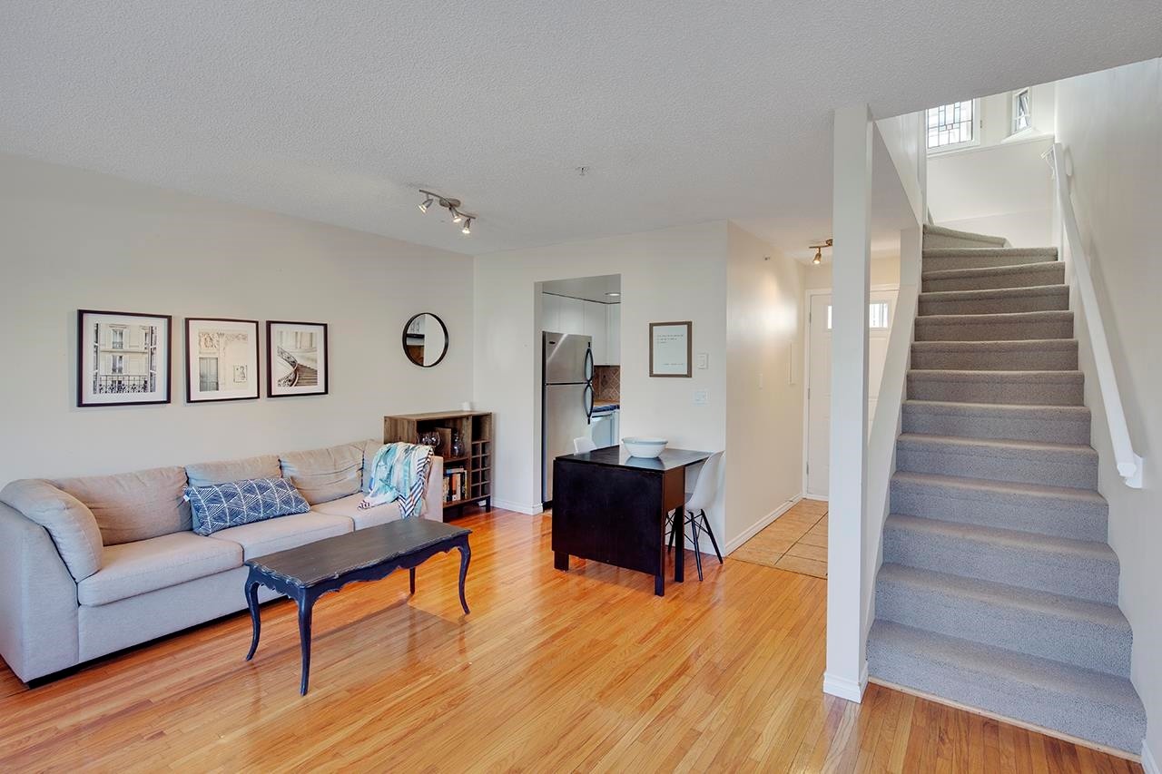 1210 7Th Avenue W, Vancouver, BC