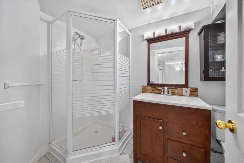 3519 14Th Avenue W, Vancouver, BC 