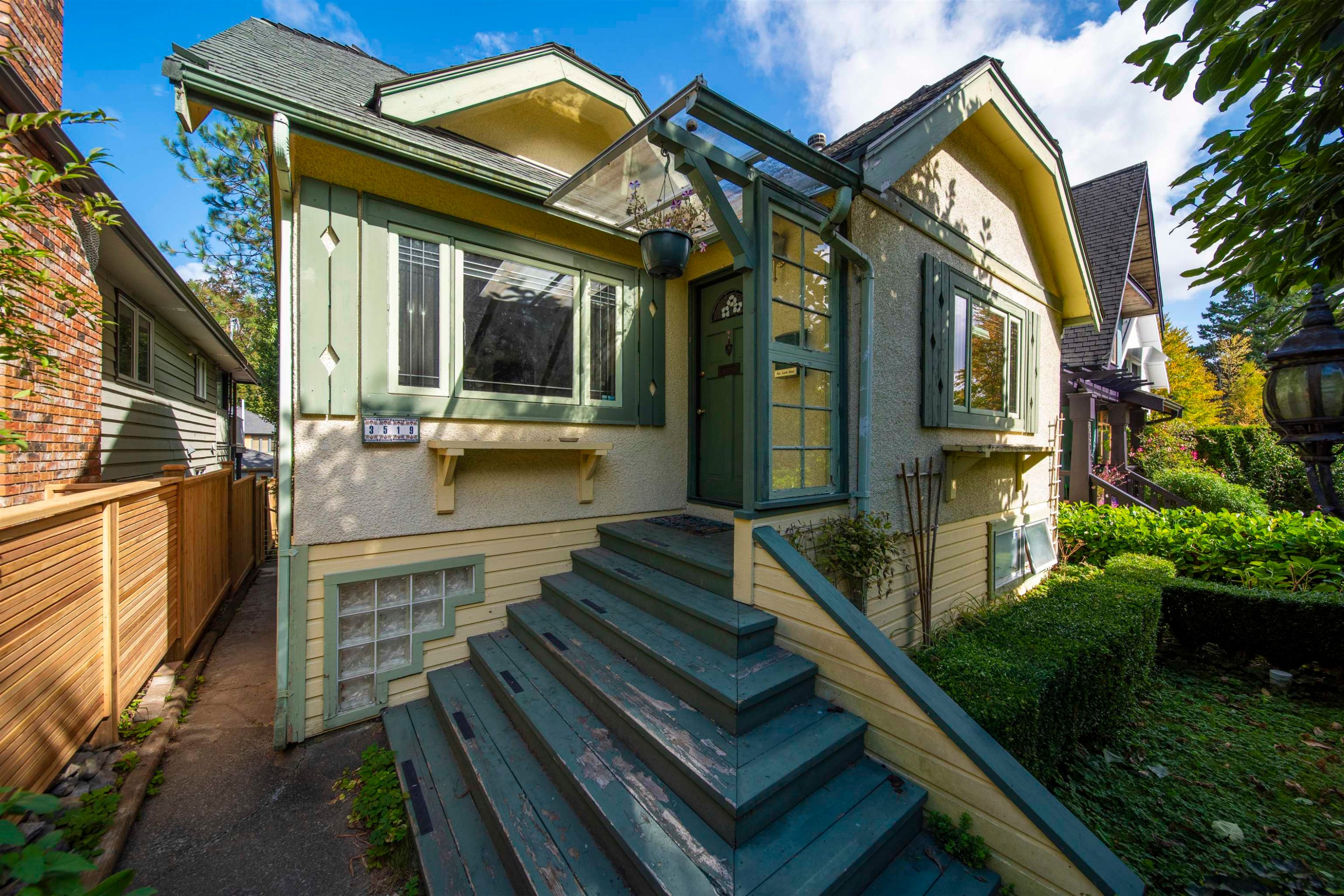 3519 14Th Avenue W, Vancouver, BC