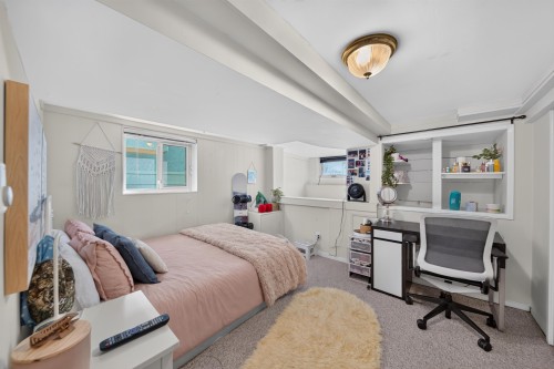 3519 14Th Avenue W, Vancouver, BC 