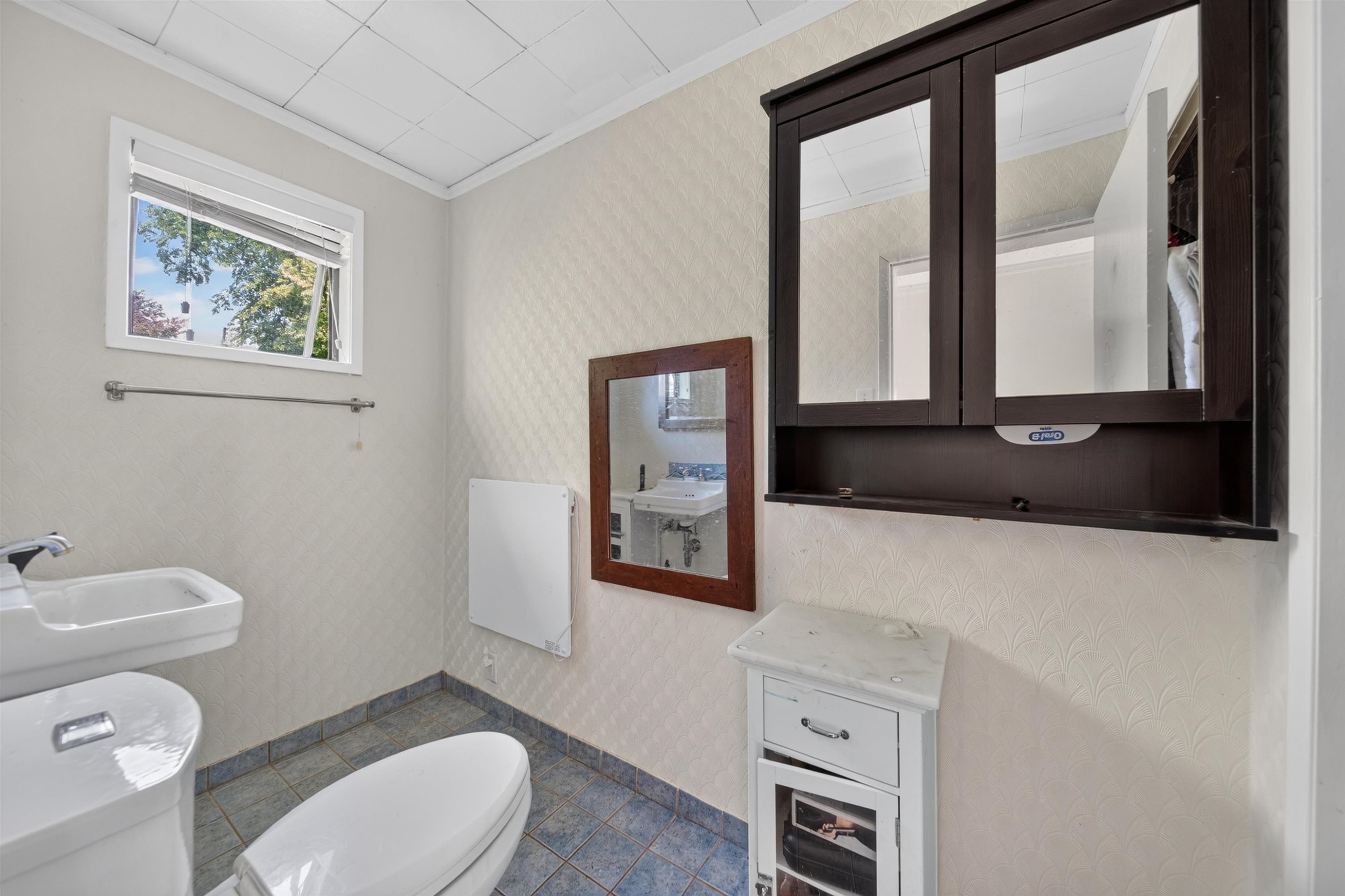 3519 14Th Avenue W, Vancouver, BC