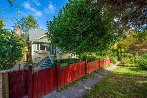 3519 14Th Avenue W, Vancouver, BC 