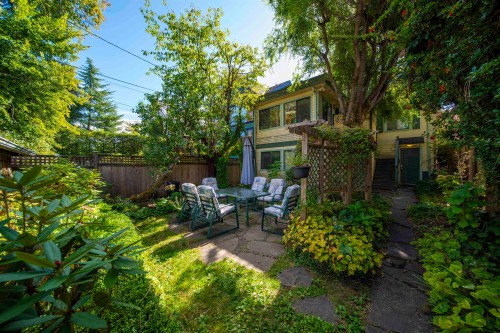 3519 14Th Avenue W, Vancouver, BC 
