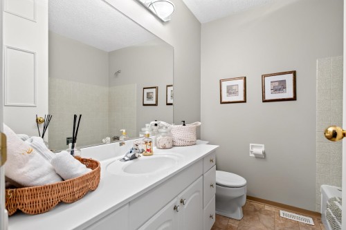 2802 Pilot Drive, Coquitlam, BC 