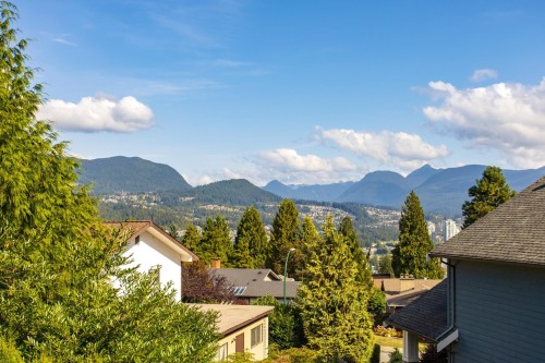 2802 Pilot Drive, Coquitlam, BC 