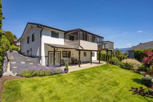 2802 Pilot Drive, Coquitlam, BC 