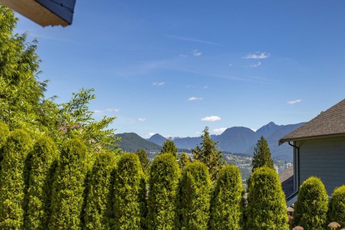 2802 Pilot Drive, Coquitlam, BC 