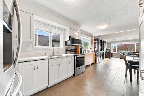 4820 Moss Street, Vancouver, BC 