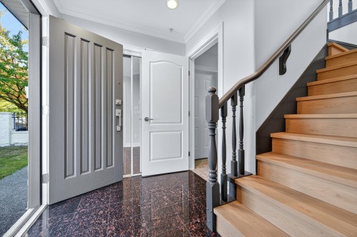 392 63Rd Avenue E, Vancouver, BC 