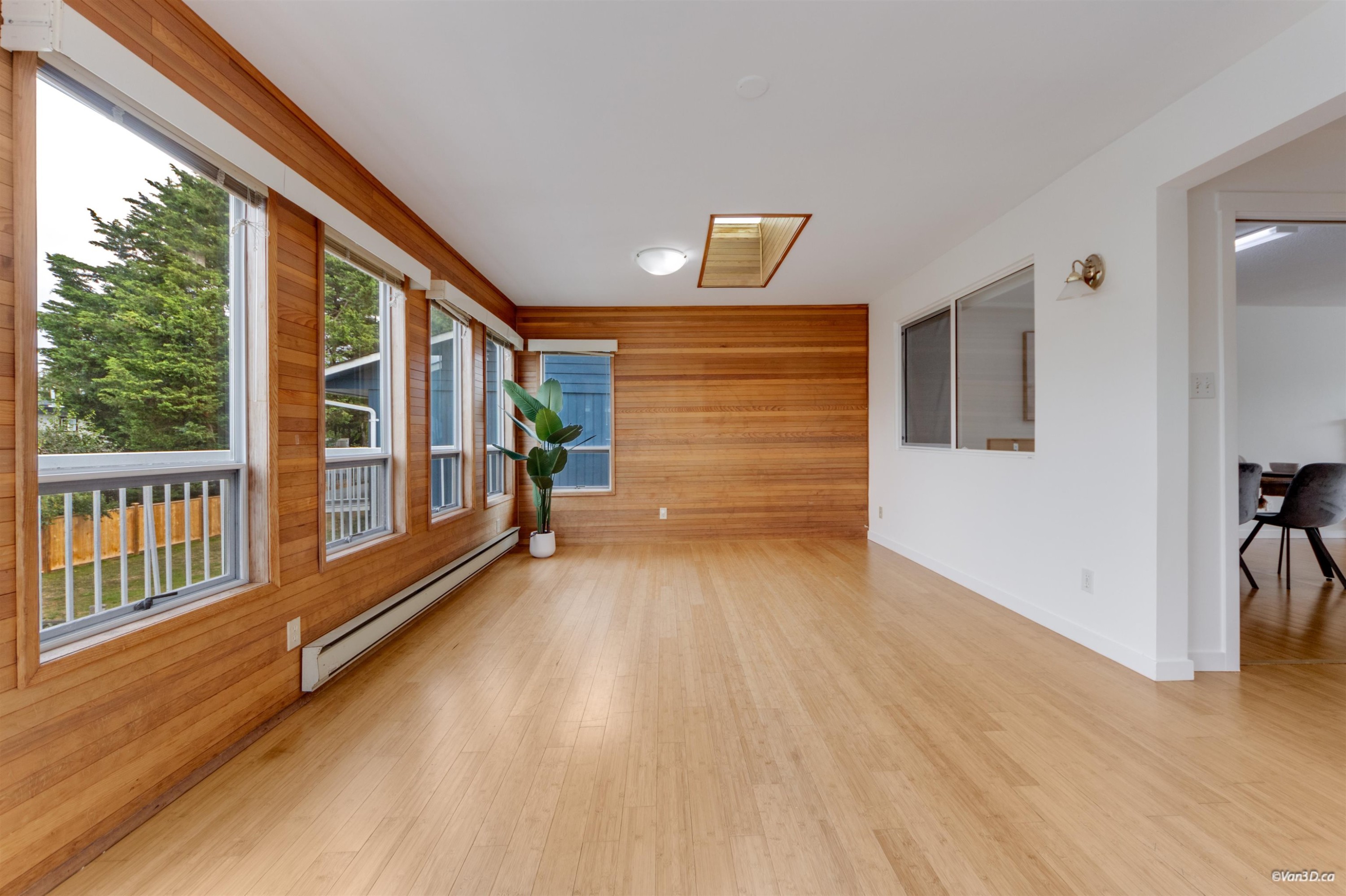 10351 Amethyst Avenue, Richmond, BC
