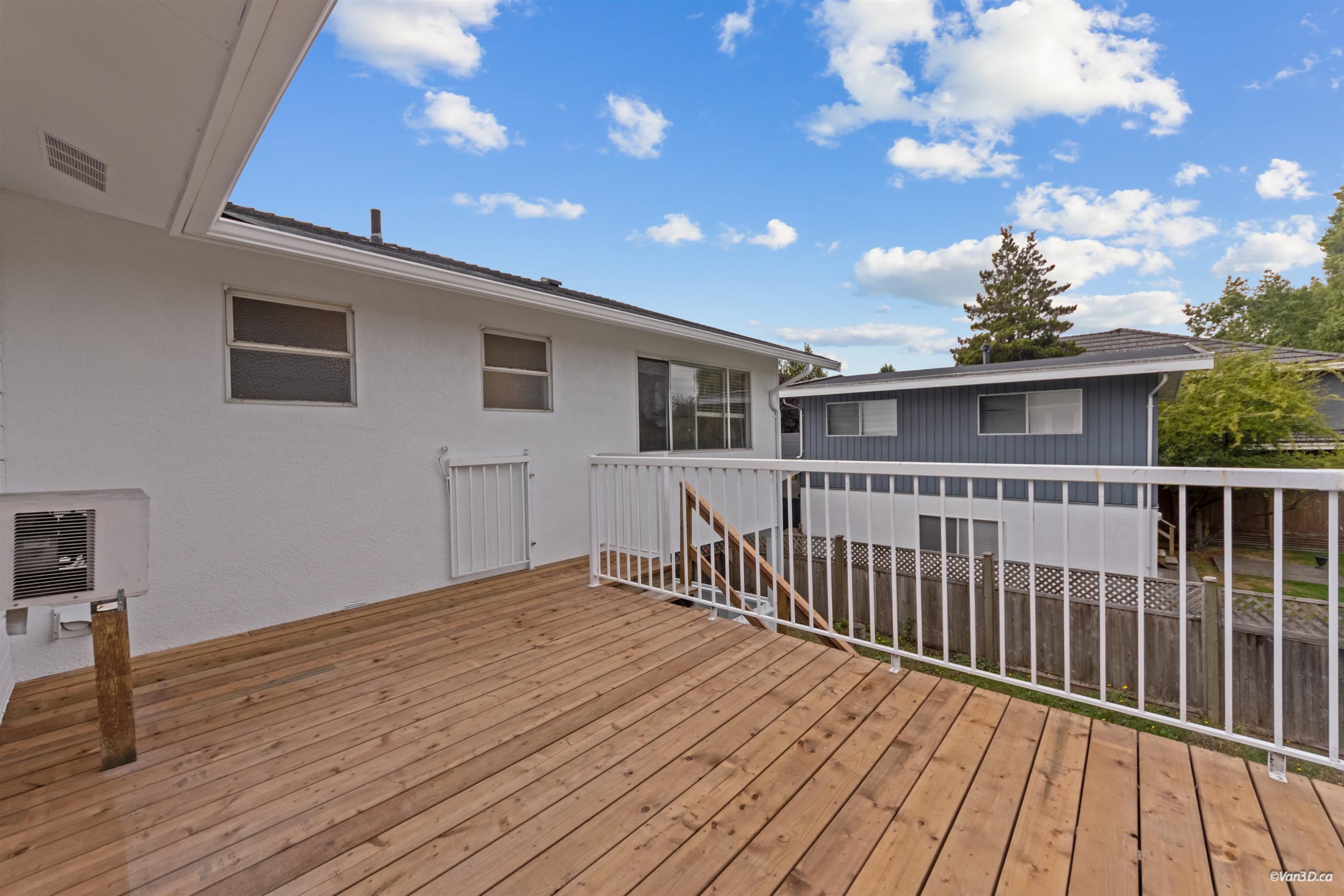 10351 Amethyst Avenue, Richmond, BC